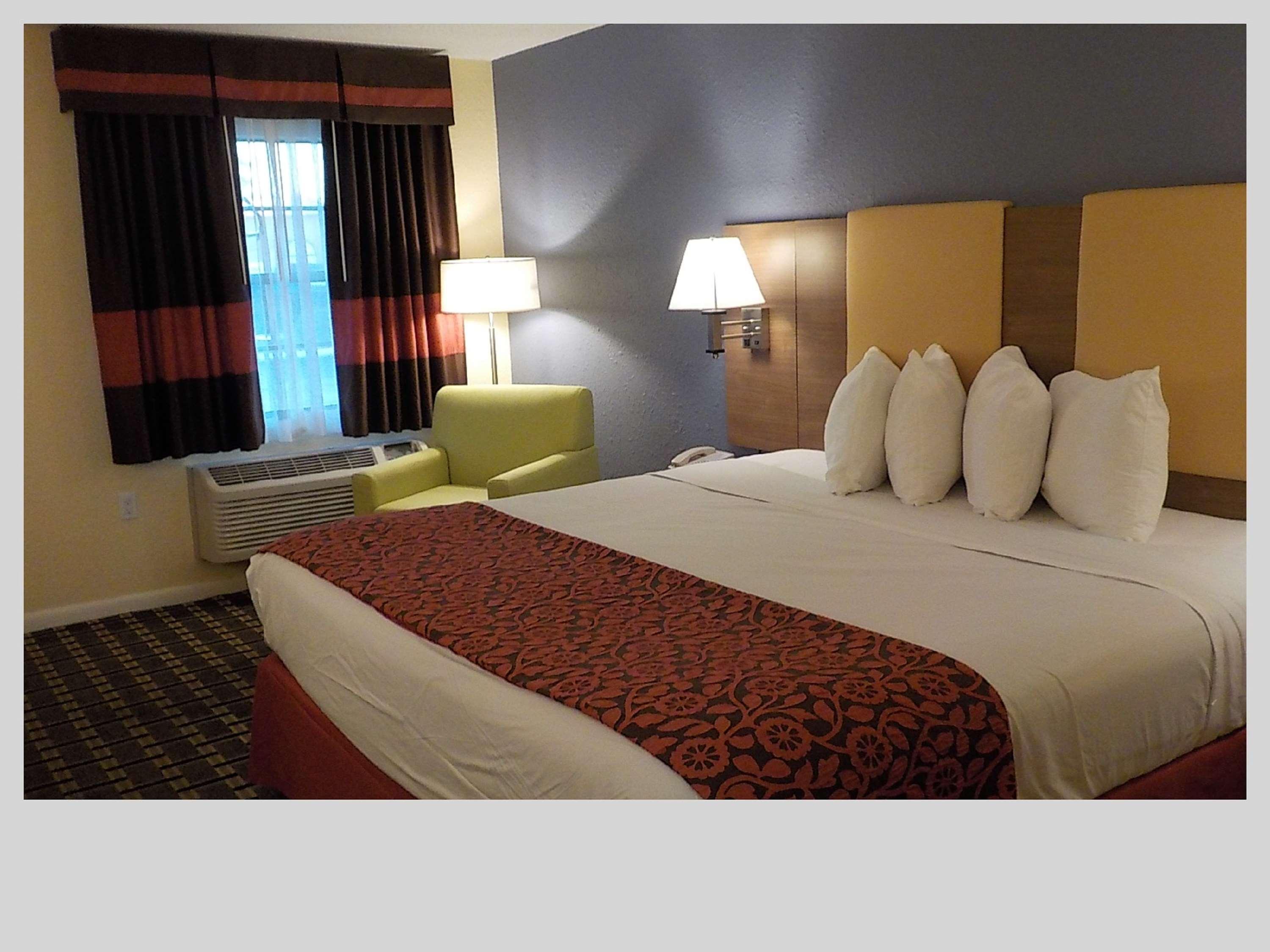 Best Western Bazarell Inn Montemorelos Екстериор снимка