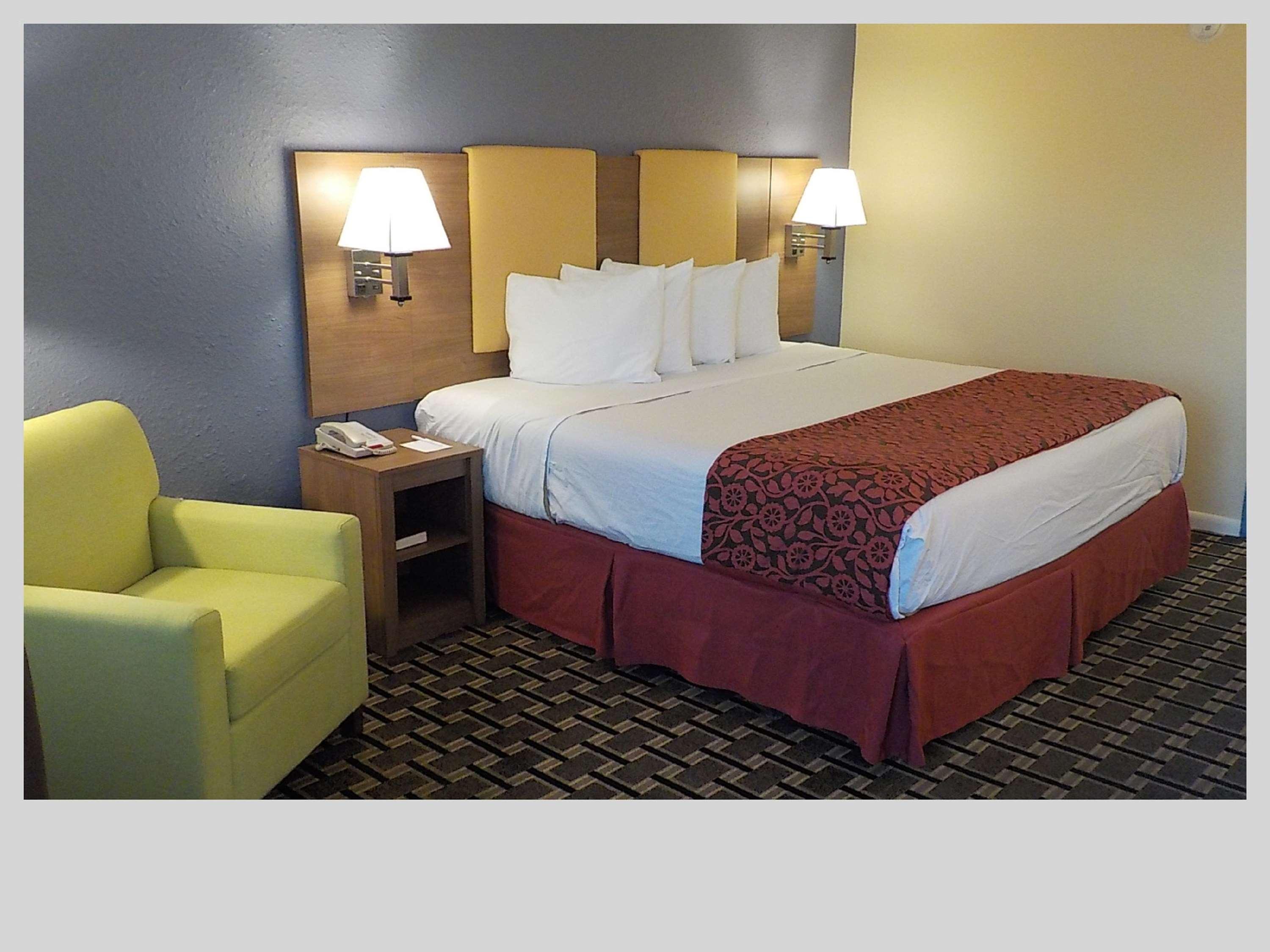 Best Western Bazarell Inn Montemorelos Екстериор снимка