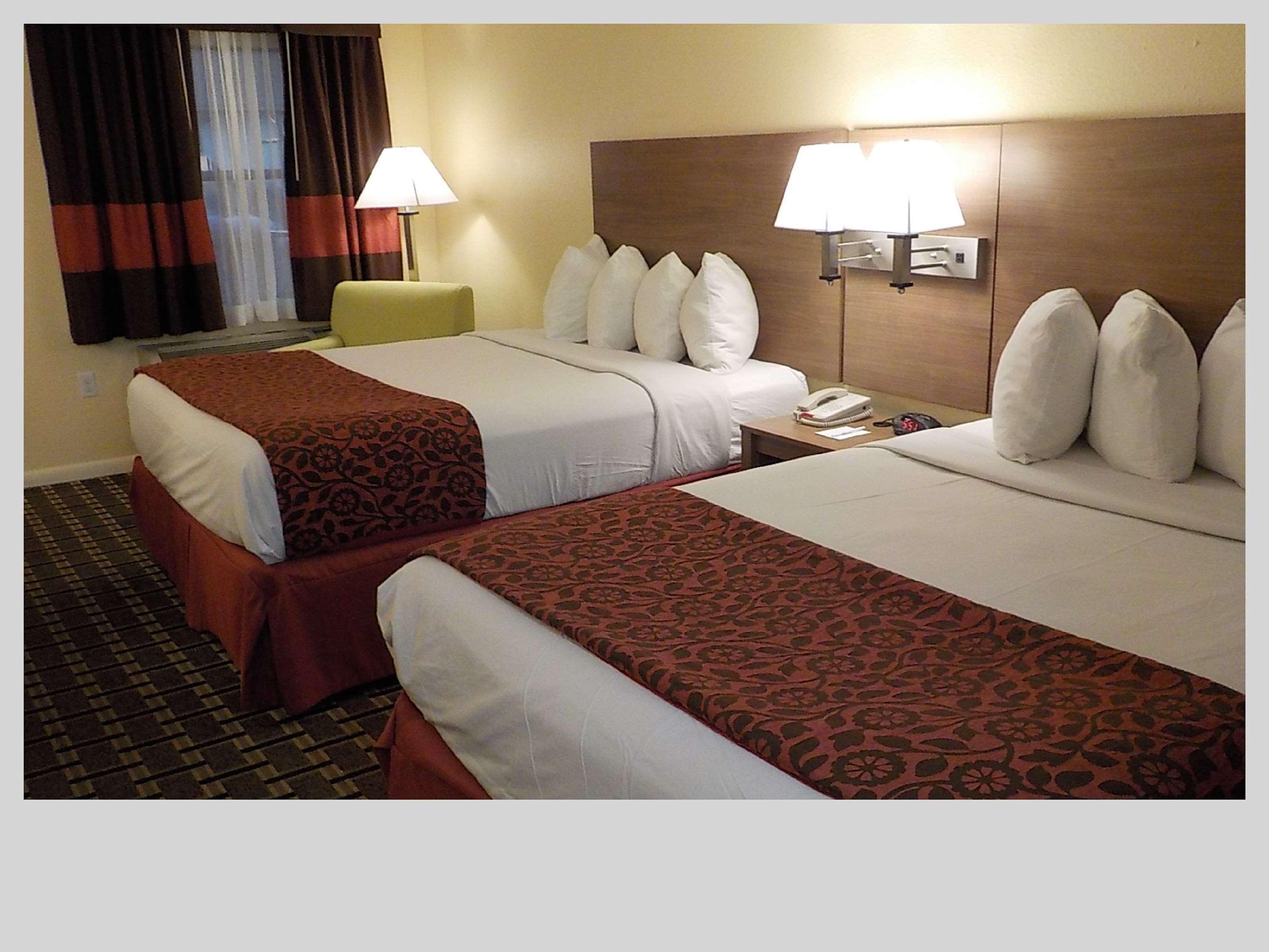 Best Western Bazarell Inn Montemorelos Екстериор снимка