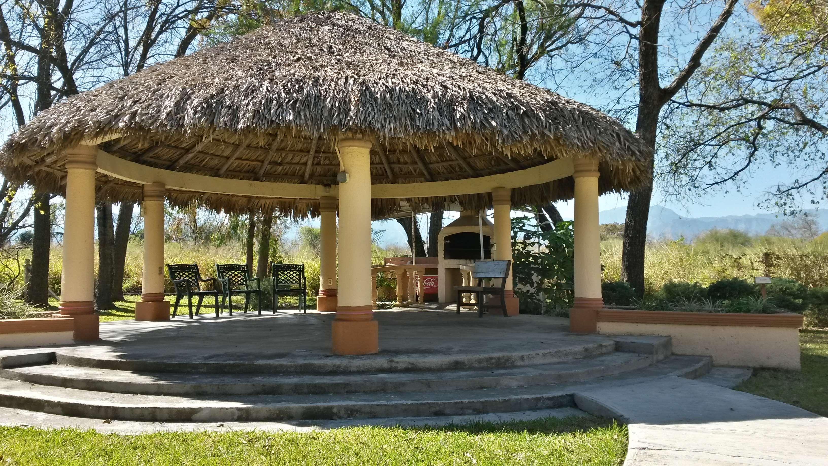 Best Western Bazarell Inn Montemorelos Екстериор снимка