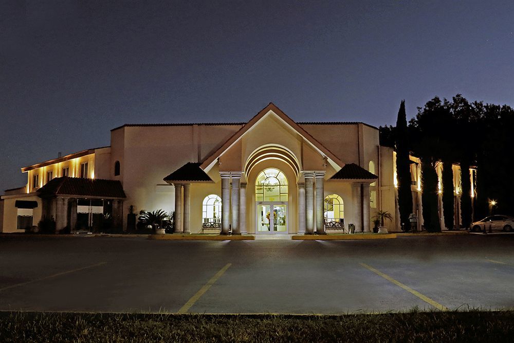 Best Western Bazarell Inn Montemorelos Екстериор снимка