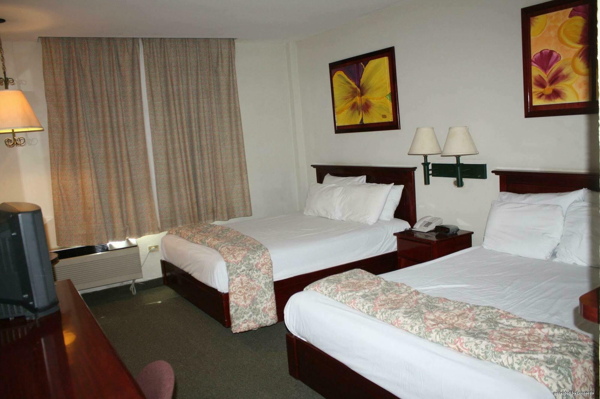 Best Western Bazarell Inn Montemorelos Екстериор снимка